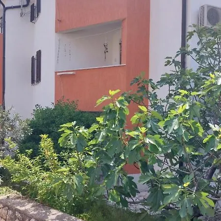 Lorenca * Cres