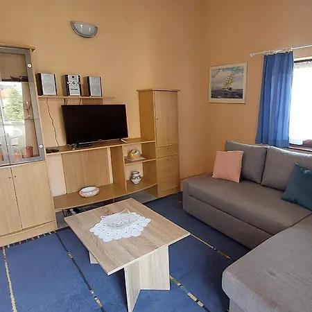 Lorenca Apartment *