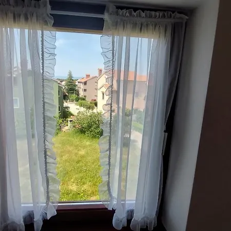 Lorenca Apartment *